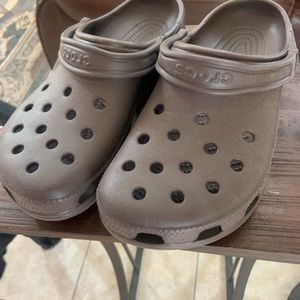 Brown crocs new without tags